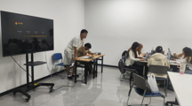 数字创意学院|企业课堂育匠才 校友领航启新途——虚拟现实现代学徒制走出人才成长闭环