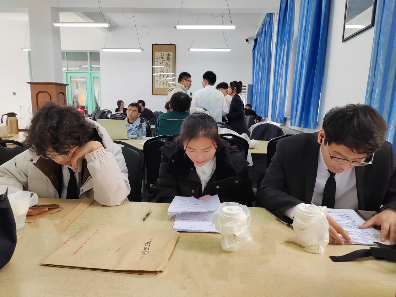 6981fc908c21d5e9a2b7a3d31766df18