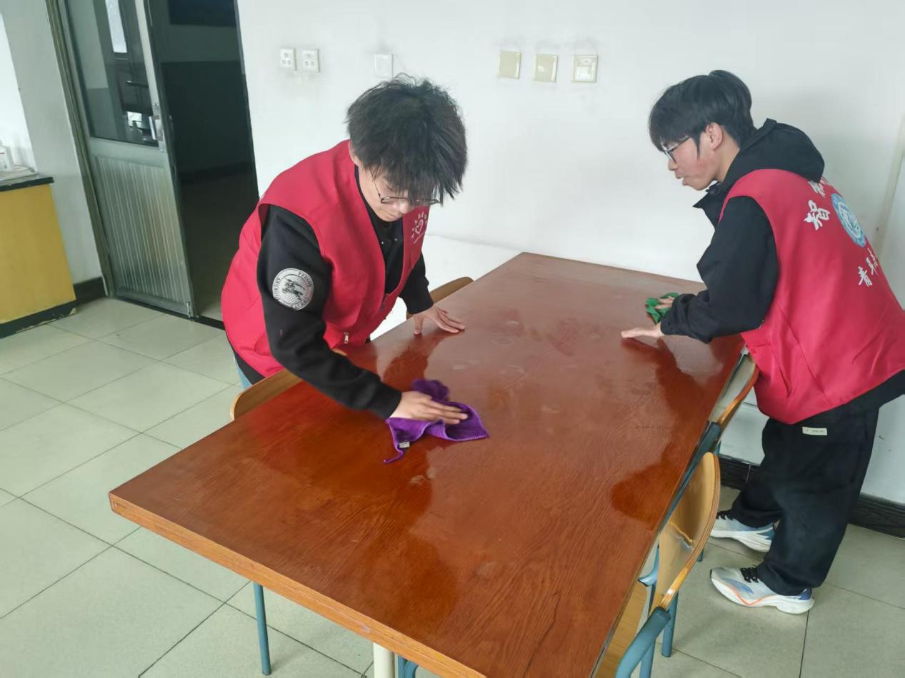 b799855c5ba133fff576d3d279bf8df1