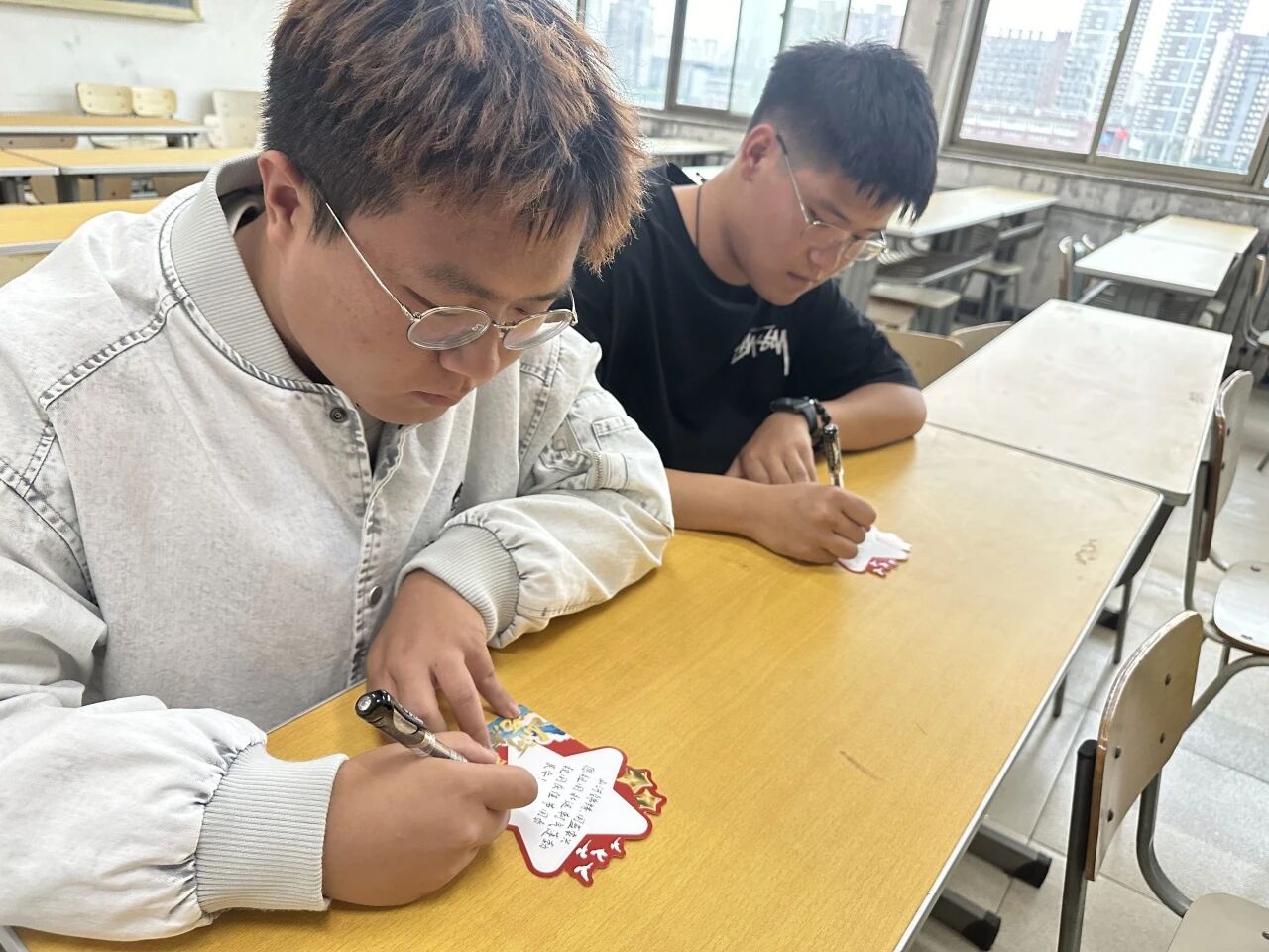 微信图片_2025-10-09_215253_435